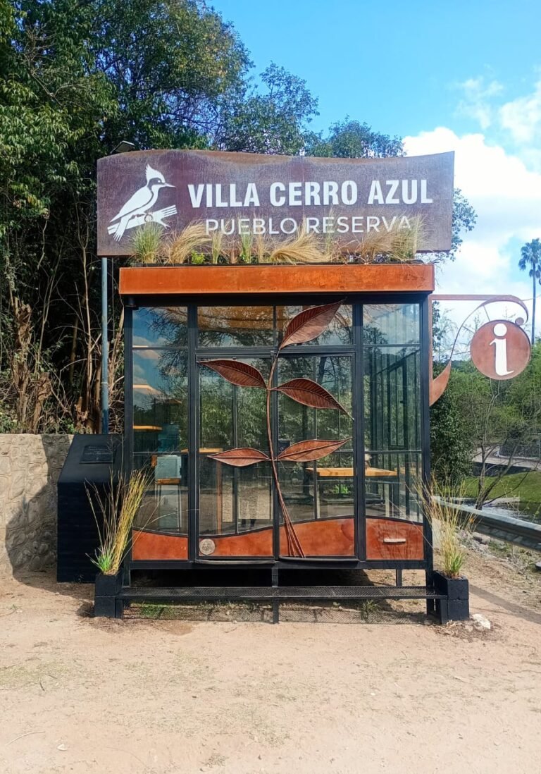 Nuevo portal de ingreso a Villa Cerro Azul